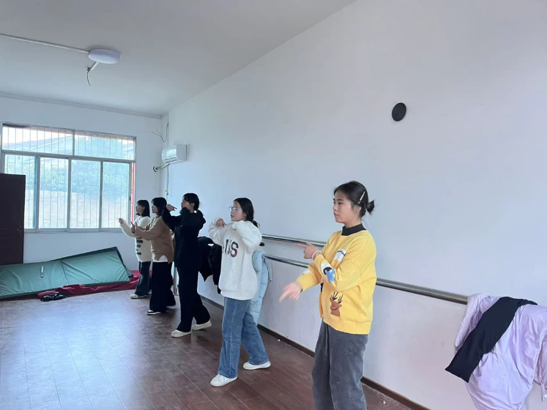 如何为前锋设计高效的篮球训练方案_1